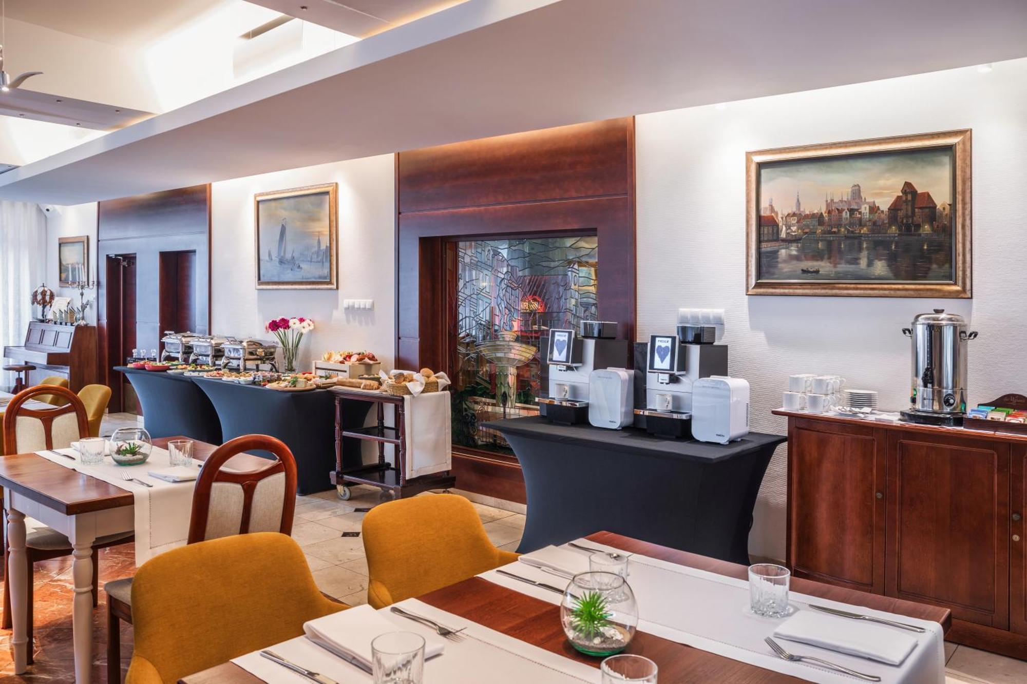 Hotel Bartan Gdansk Seaside ภายนอก รูปภาพ
